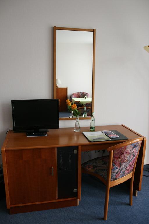 Crimmitschau Atrium Hotel מראה חיצוני תמונה